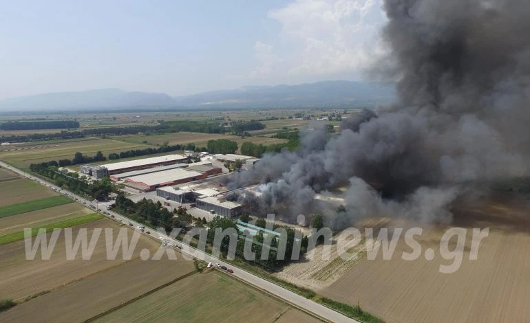 «Χτύπησαν» τα υποβρύχια του ΠΝ; Μεγάλη ζημιά για τη Β.Ελλάδα η πυρκαγιά στην Sunlight – Στις μάχες Στρατός και ΔΠΘ